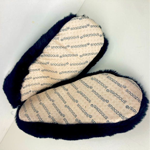 NEW * SNOOZIES Sherpa Lined Sock Slippers Non Slip  - Size 7-8 - Picture 7 of 9